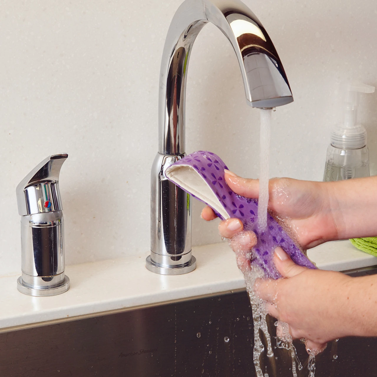 Wilton Bake-Even Strips And Round Cake Pan Set, 8-Piece - 6, 8, 10, And 12 X 2-Inch Aluminum Cake Pans 8 Wilton Bake-Even Strips And Round Cake Pan Set, 8-Piece - 6, 8, 10, And 12 X 2-Inch Aluminum Cake Pans - Image 6