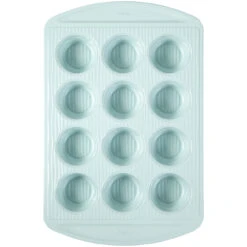 Wilton Texturra Performance Non-Stick Bakeware Muffin Pan, 12-Cup