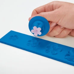 Wilton Gum Paste And Fondant Flower Cutter Set, 28-Piece -Wilton Store jgqo9o1keajmryk4pkyg 78339.1691047007