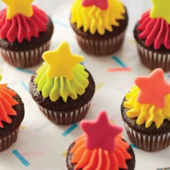 Wilton How To Decorate With Fondant Shapes And Cut-Outs Kit, 14-Piece -Wilton Store mcthwqbyuzfu8m0bgpau 12813.1691046908