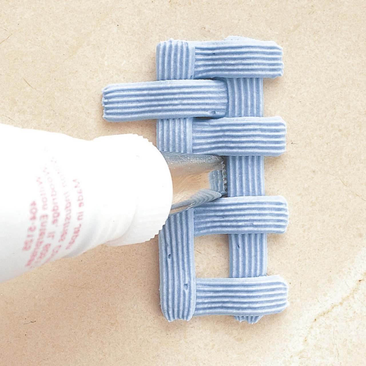 Wilton Decorating Cakes: A Reference And Idea Book By The School 5 Wilton Decorating Cakes: A Reference And Idea Book By The School - Image 3