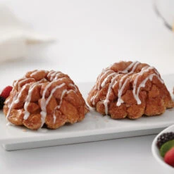 Wilton Mini Fluted Tube Cake Pan, 24-Cavity -Wilton Store ud9n7gi79ftfzlhozgga 35094.1691046828