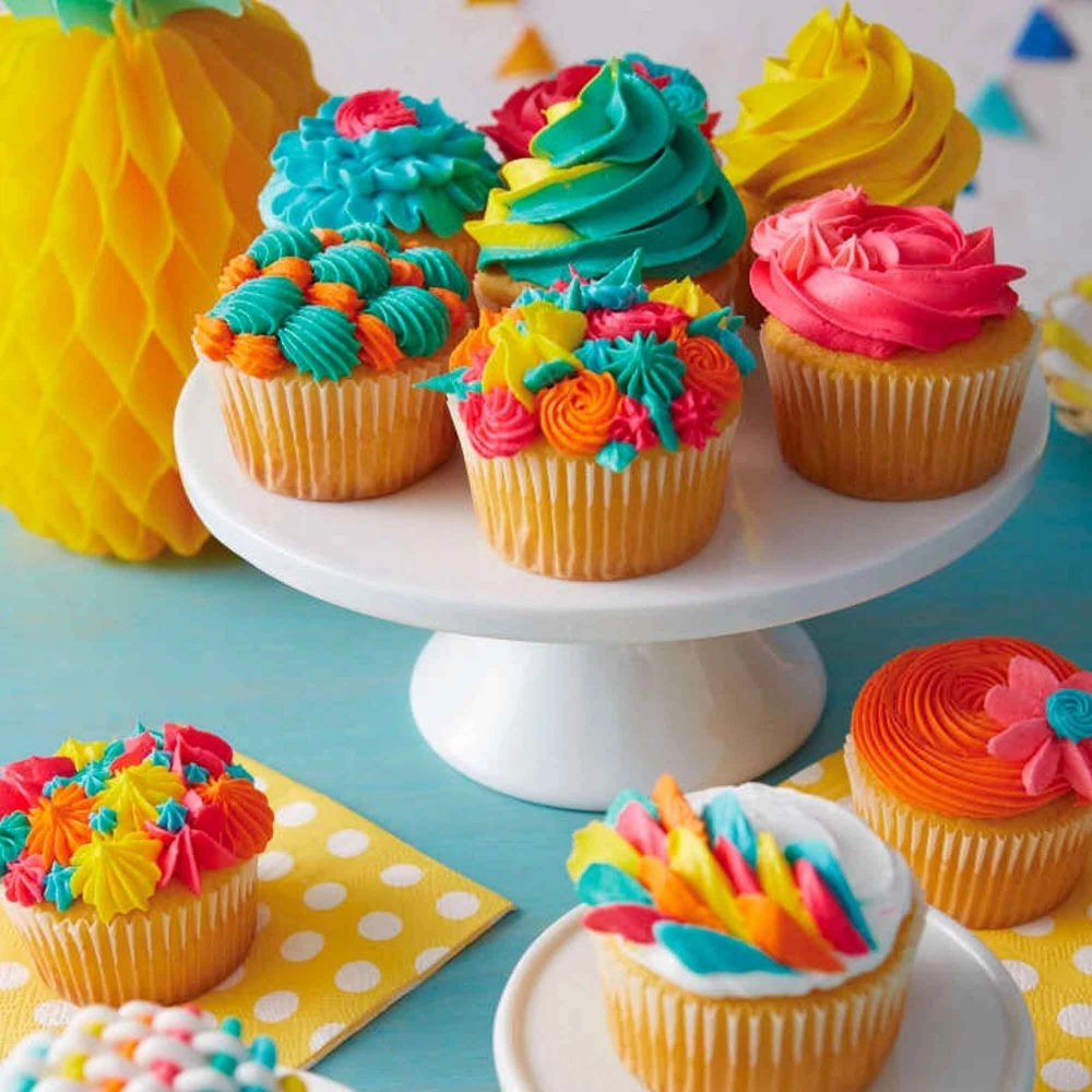 Wilton Cupcake Decorating Set Of 12 8 Wilton Cupcake Decorating Set Of 12 - Image 6