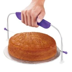 Wilton Small Cake Leveler 25cm -Wilton Store wilton small cake leveler 25cm p15071 73093 image