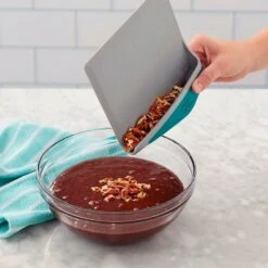 Wilton Versa-Tools Cut & Lift Blade -Wilton Store wilton versa tools cut lift blade p14908 73410 image